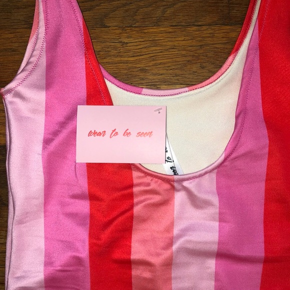 Wear to be Seen Calypso one piece - Picture 3 of 4